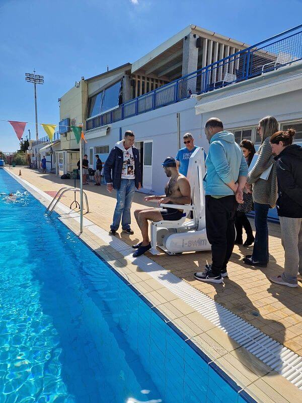 ειδικό αναβατόριο εξυπηρέτησης ΑμεΑ