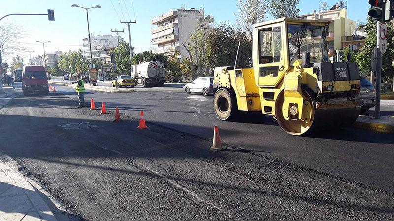 Μεγάλο έργο ασφαλτοστρώσεων στους δρόμους της Ηλιούπολης