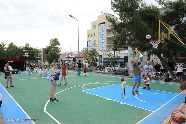 Εγκαινιάστηκε το πάρκο της οδού Τζαβέλλα