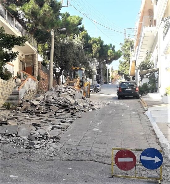 Συνεχίζονται οι τσιμεντοστρώσεις ολισθηρών δρόμων στην Ηλιούπολη