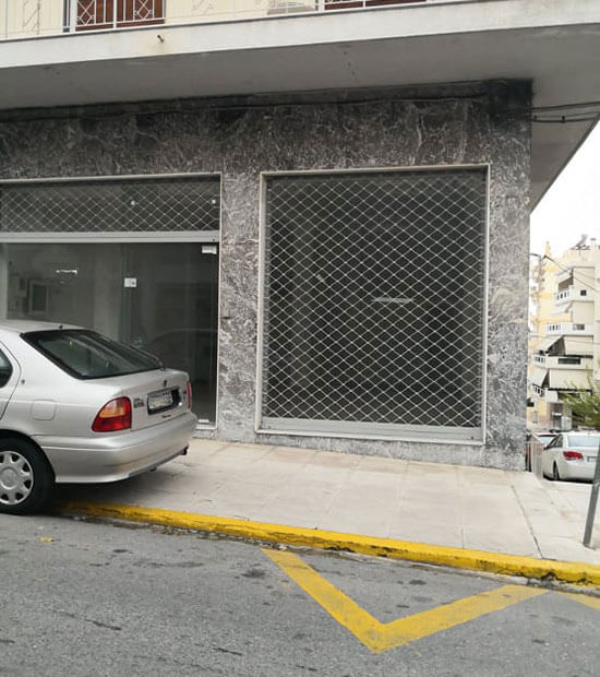 Ο Δήμος Ηλιούπολης πληρώνει ενοίκιο για κλειστό κατάστημα