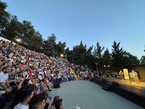 παρουσίαση της παράταξής του Γιώργου Χατζηδάκη στο Δημοτικό Θέατρο «Δημ. Κιντής»