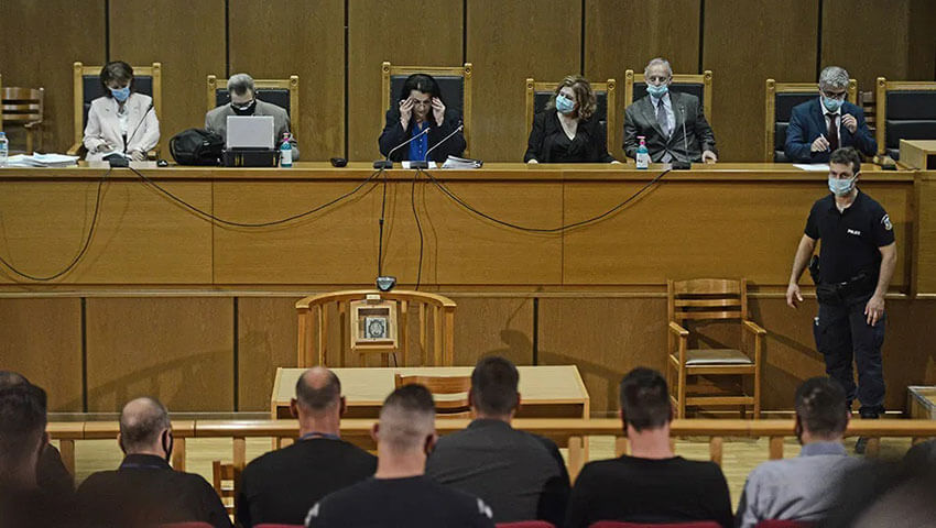 Δίκη Χρυσής Αυγής: 13 έτη κάθειρξη για το διευθυντήριο της Χρυσής Αυγής