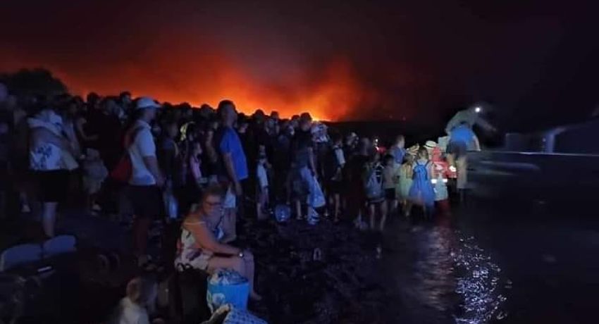 Συγκέντρωση ειδών πρώτης ανάγκης για την Ρόδο