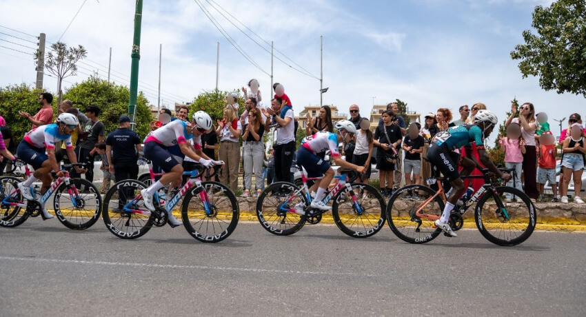 Δήμος Ηλιούπολης και ΔΕΗ Tour of Hellas 2026: Μήνυμα Οδικής Ασφάλειας και Βιώσιμης Κινητικότητας