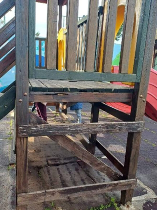 Επικίνδυνες Φθορές σε 8ο & 21ο Νηπιαγωγείο Ηλιούπολης Επικίνδυνες Φθορές σε 8ο & 21ο Νηπιαγωγείο Ηλιούπολης