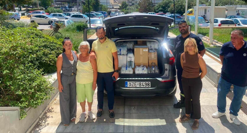 Ηλιούπολη: Παραδόθηκε η πρώτη βοήθεια στο Humanity Greece για τους πυρόπληκτους