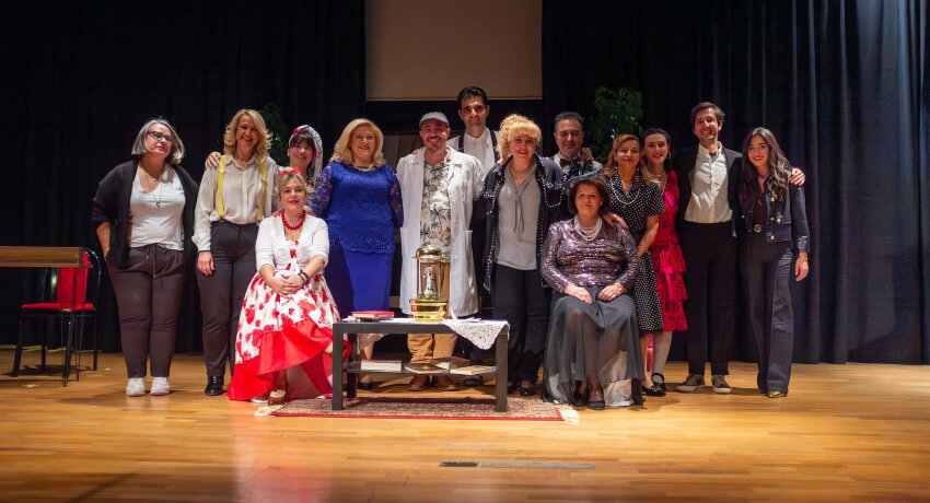 Ηλιούπολη: Με μεγάλη επιτυχία ολοκληρώθηκε το διήμερο θεατρικό δρώμενο της εθελοντικής ομάδας «Η Γειτονιά Μας»